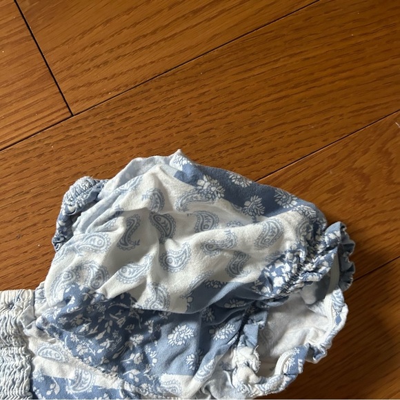 Hollister S Off-Shoulder Women's Top perfect condition - Picture 6 of 6